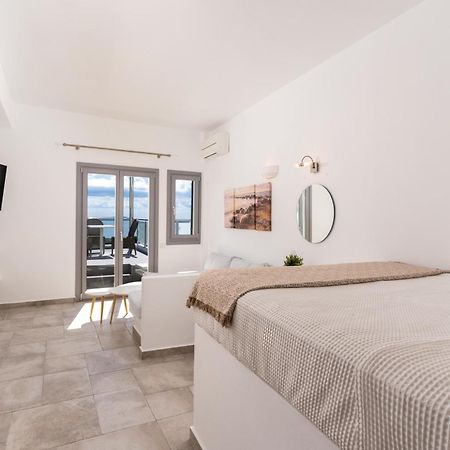 Enalion White Suites Oia Exterior foto