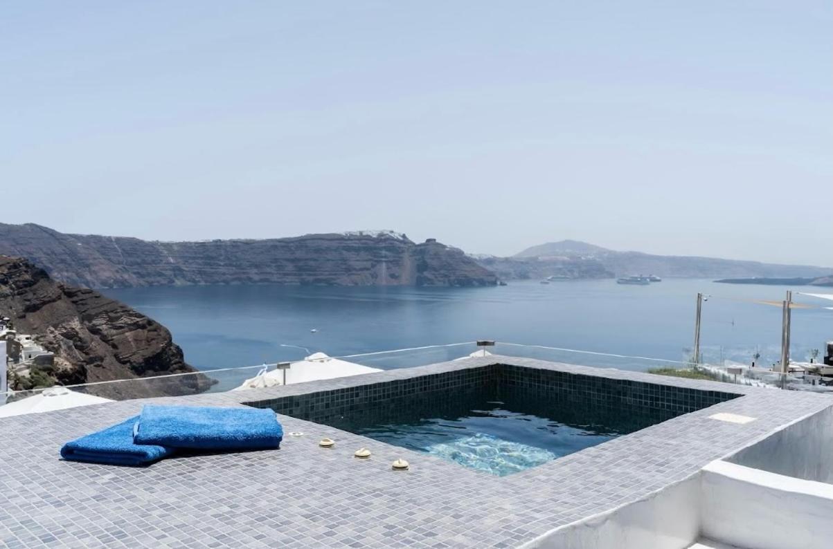 Enalion White Suites Oia Exterior foto