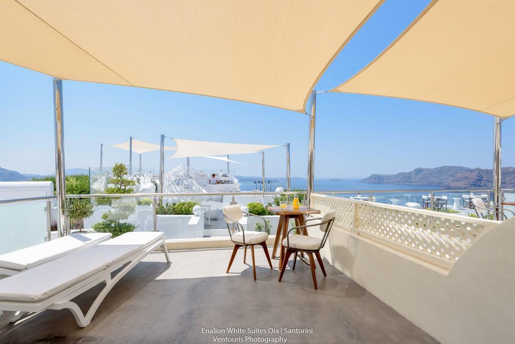 Enalion White Suites Oia Exterior foto